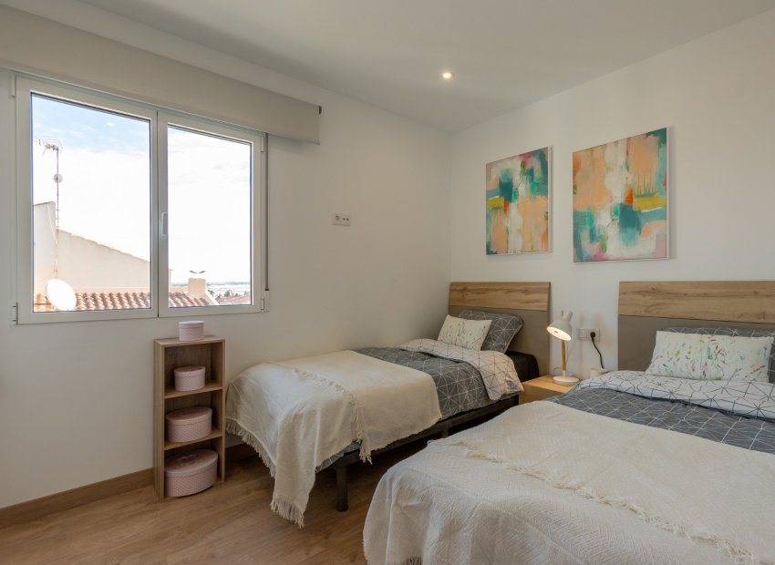 Wiederverkauf - Chalet -
Torrevieja - Los Balcones