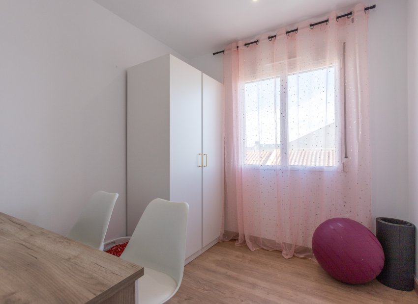 Wiederverkauf - Chalet -
Torrevieja - Los Balcones