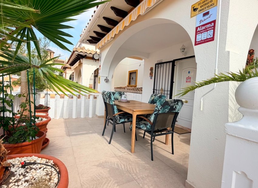 Wiederverkauf - Doppelhaushälfte -
Lomas de Cabo Roig - Orihuela Costa
