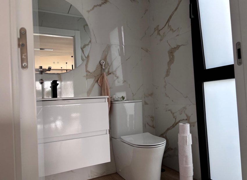 Wiederverkauf - Doppelhaushälfte -
Los Montesinos - La Herada