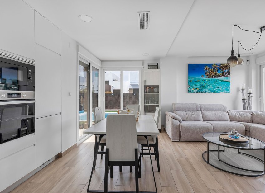 Wiederverkauf - Doppelhaushälfte -
Orihuela - Entre Naranjos Vistabella Golf