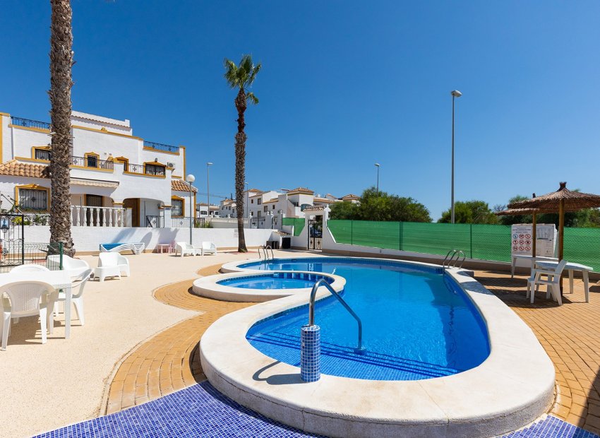 Wiederverkauf - Doppelhaushälfte -
Orihuela - Vistabella Golf