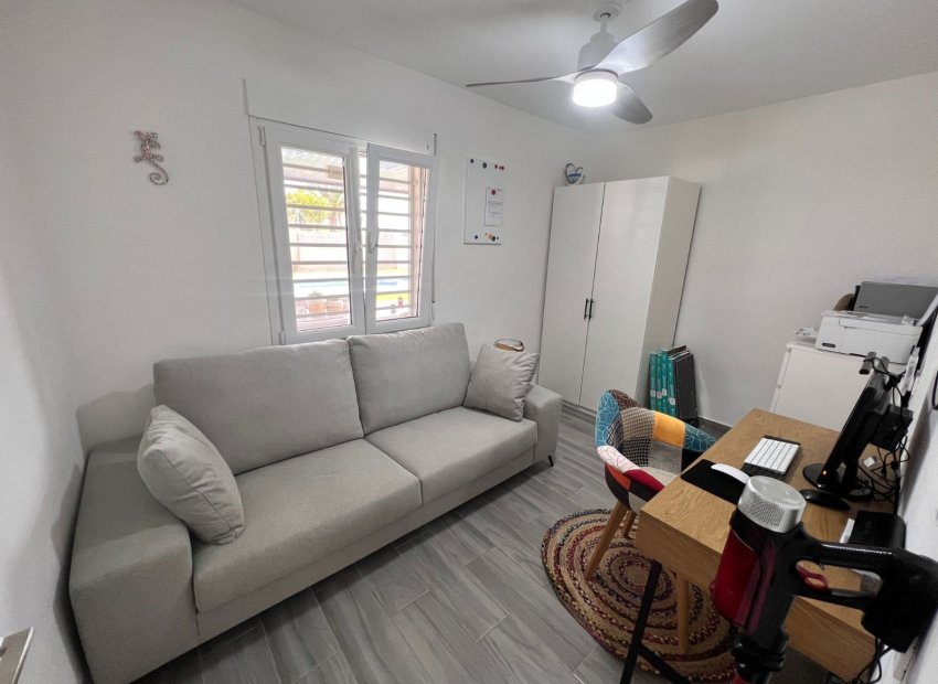 Wiederverkauf - Finca  -
Elche - La Marina