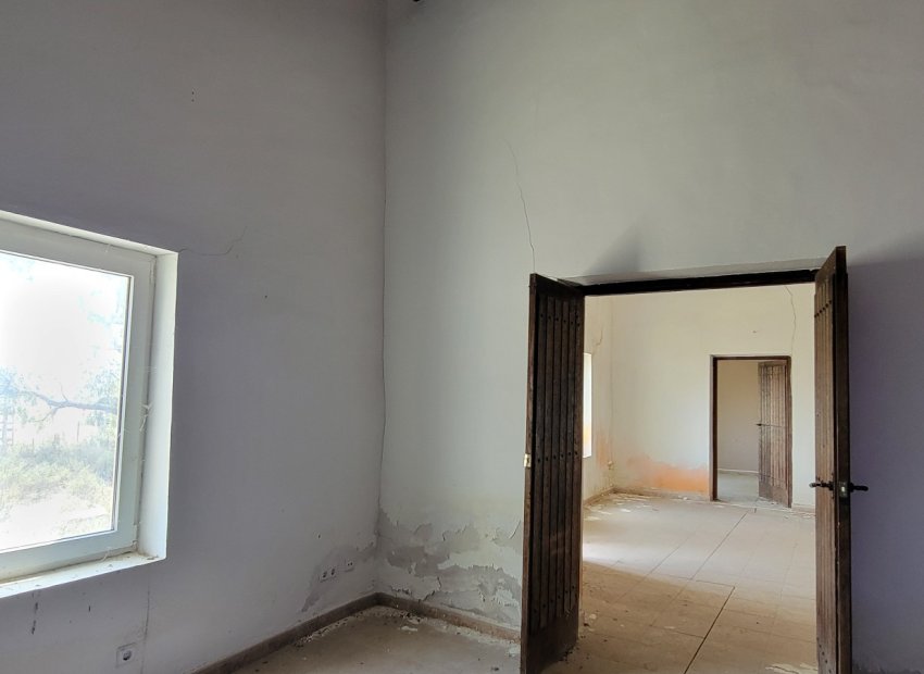 Wiederverkauf - Finca  -
Torremendo