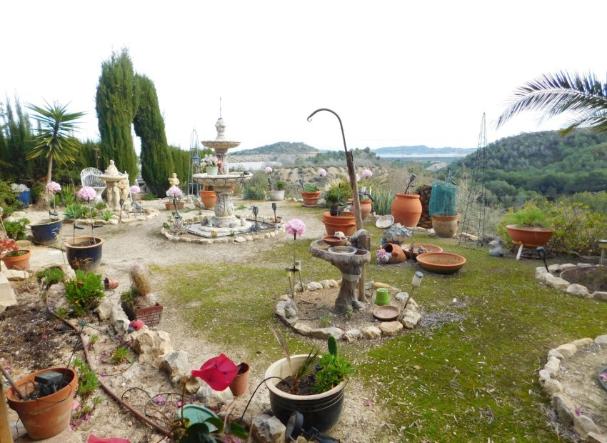 Wiederverkauf - Finca  -
Torremendo