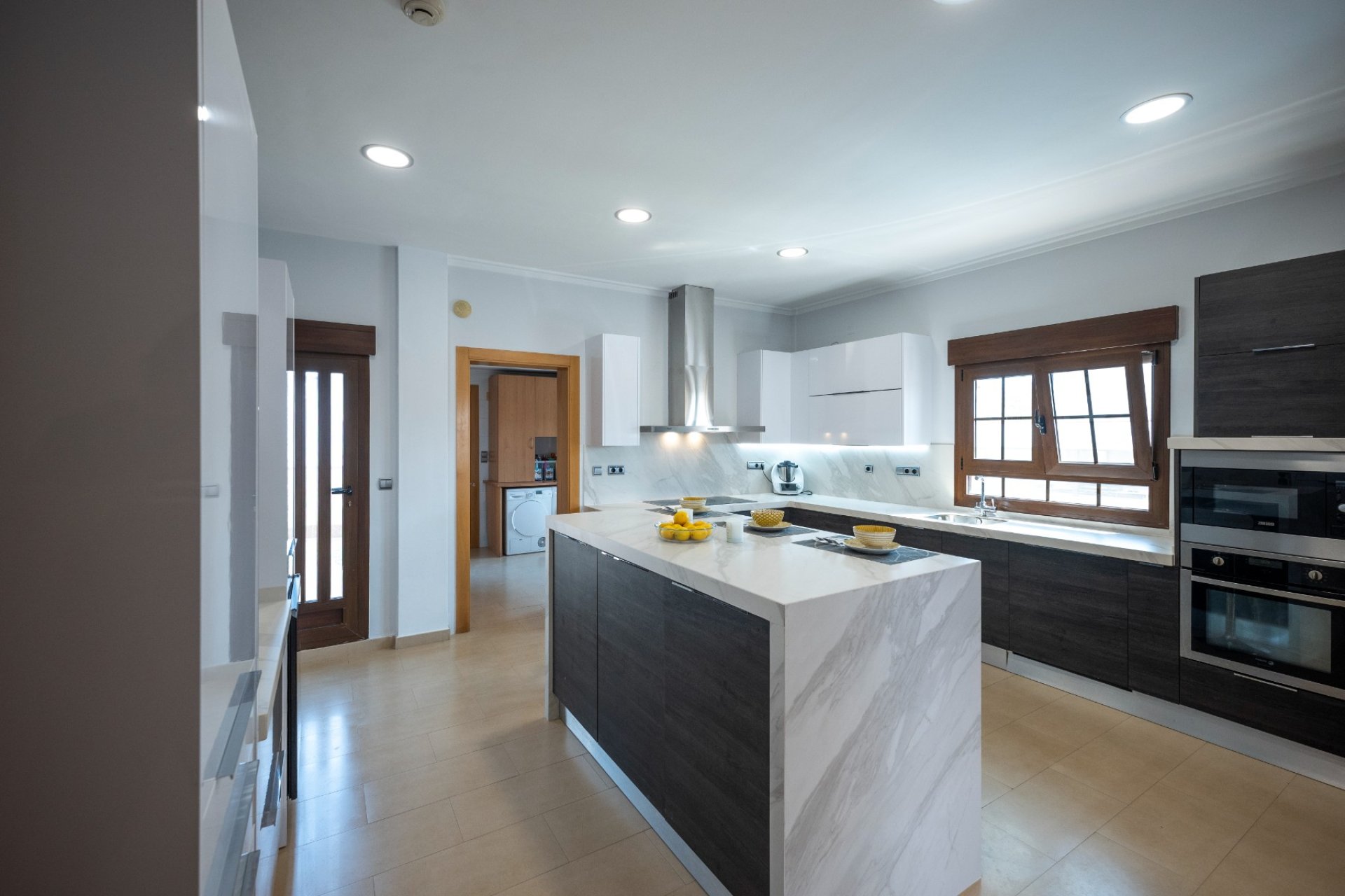 Wiederverkauf - Freistehend / Villa -
Avileses