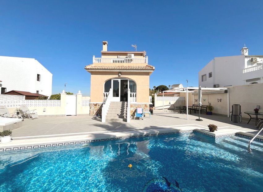 Wiederverkauf - Freistehend / Villa -
Benijofar - Monte Azul