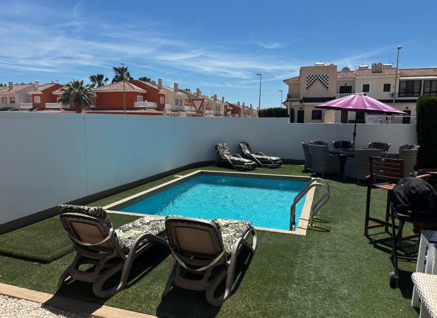 Wiederverkauf - Freistehend / Villa -
Ciudad Quesada - Rojales - Ciudad Quesada