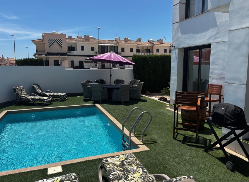 Wiederverkauf - Freistehend / Villa -
Ciudad Quesada - Rojales - Ciudad Quesada
