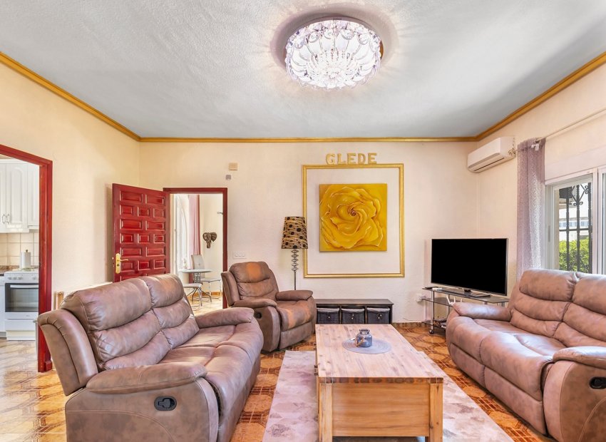 Wiederverkauf - Freistehend / Villa -
Ciudad Quesada - Rojales - Ciudad Quesada