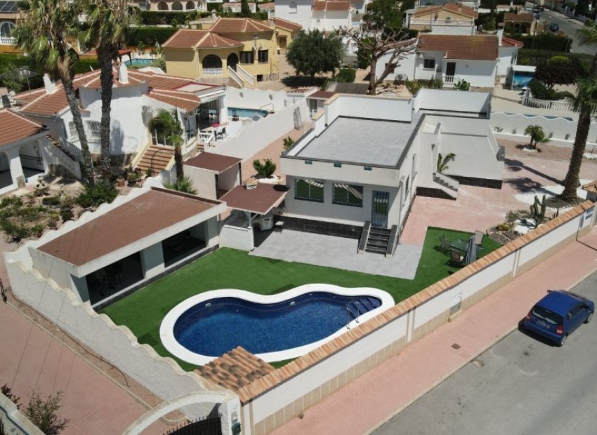 Wiederverkauf - Freistehend / Villa -
Ciudad Quesada - Rojales - Ciudad Quesada