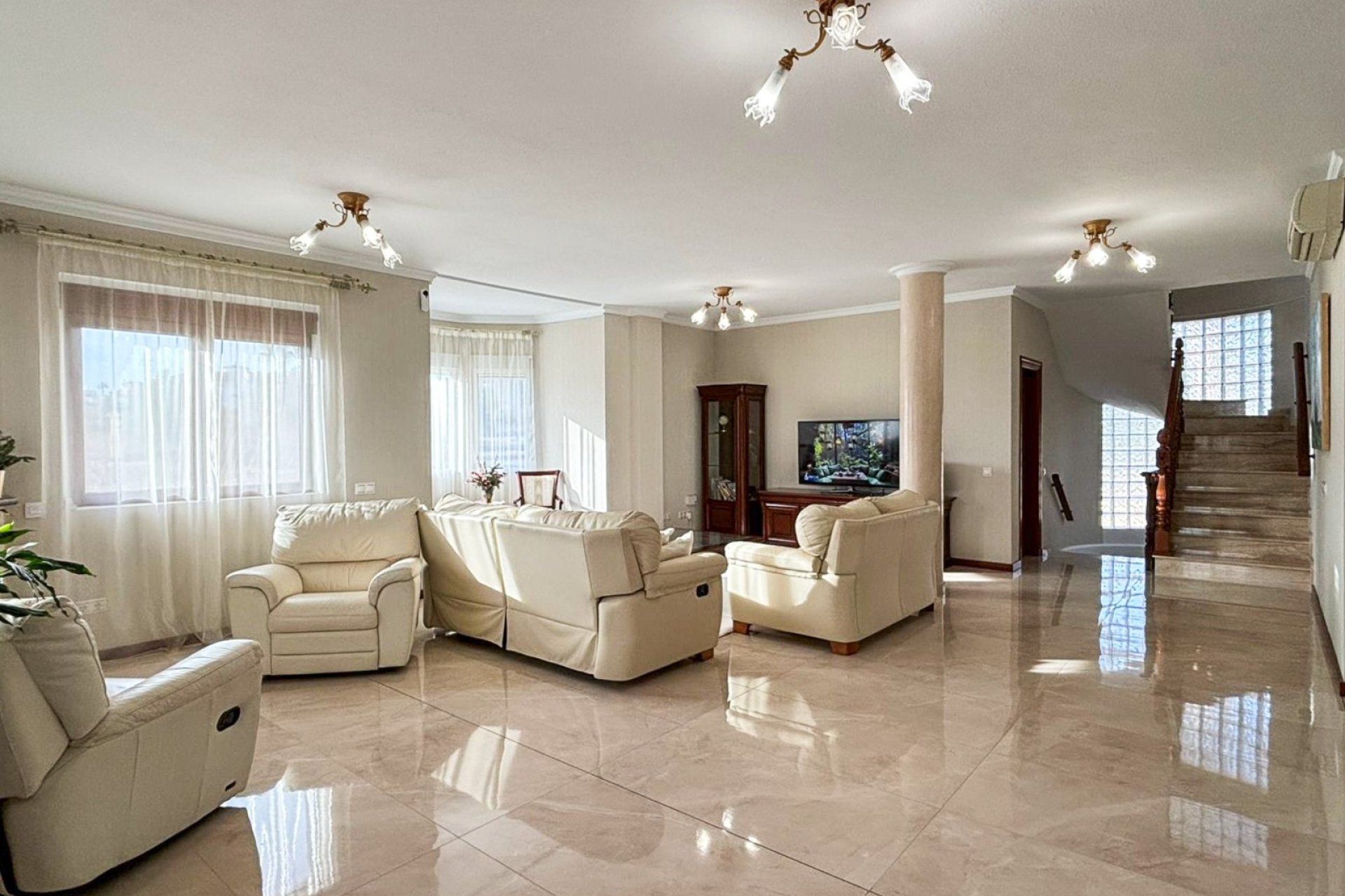Wiederverkauf - Freistehend / Villa -
Ciudad Quesada - Rojales - Ciudad Quesada