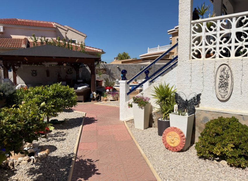 Wiederverkauf - Freistehend / Villa -
Ciudad Quesada - Rojales - Ciudad Quesada