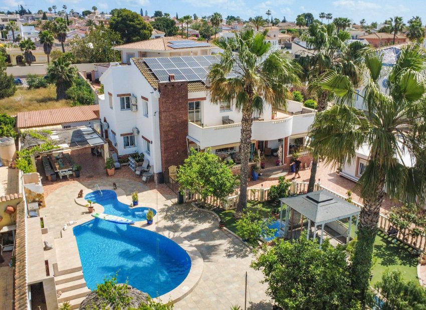 Wiederverkauf - Freistehend / Villa -
Ciudad Quesada - Rojales - Ciudad Quesada