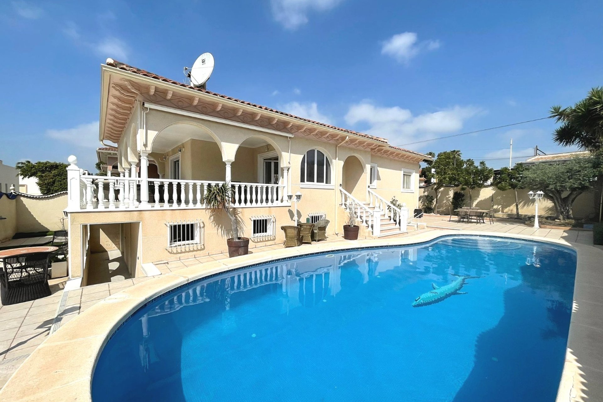 Wiederverkauf - Freistehend / Villa -
Ciudad Quesada - Rojales - Ciudad Quesada