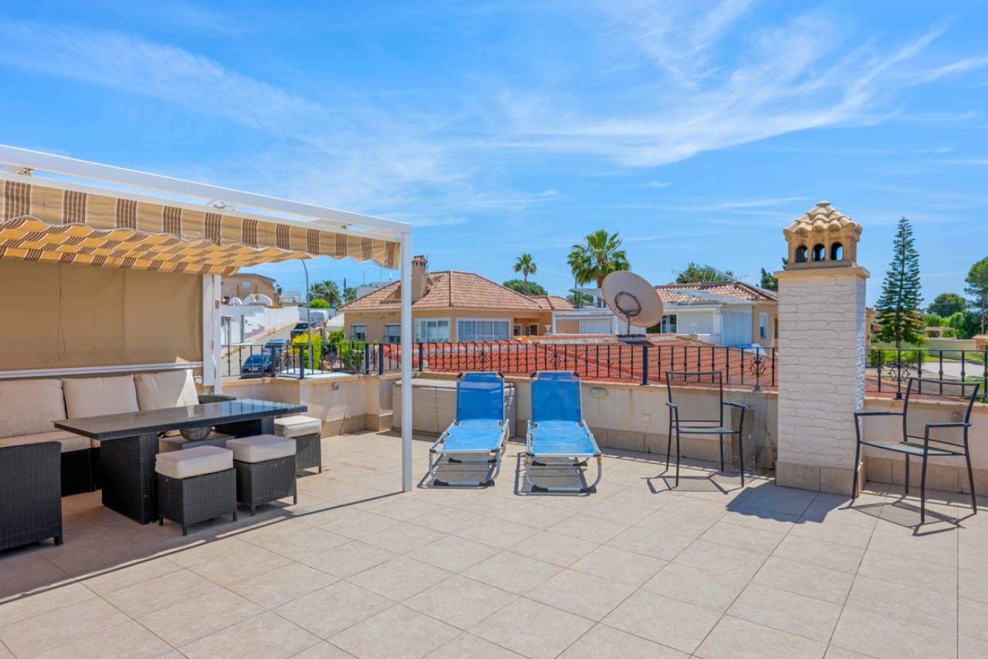 Wiederverkauf - Freistehend / Villa -
Ciudad Quesada - Rojales - Ciudad Quesada