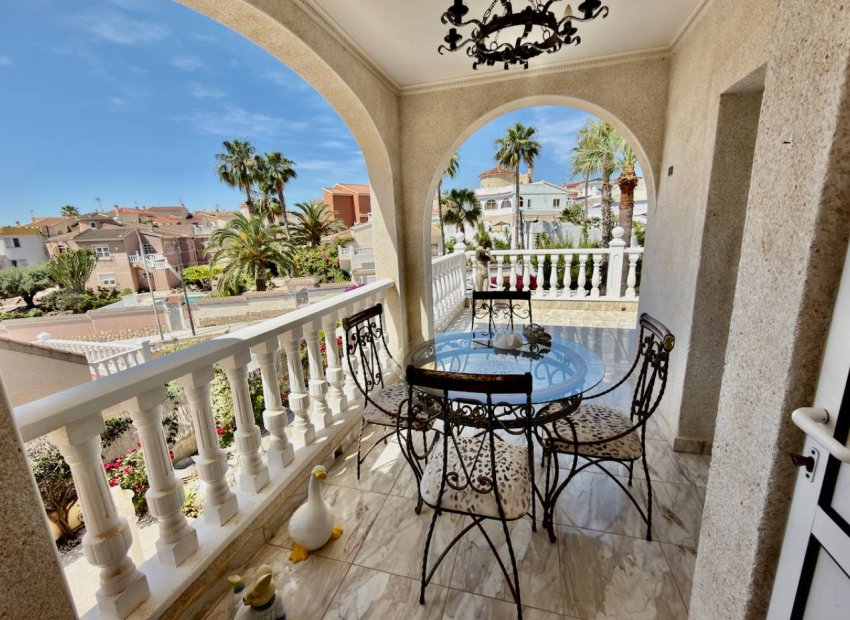 Wiederverkauf - Freistehend / Villa -
Ciudad Quesada - Rojales - Ciudad Quesada
