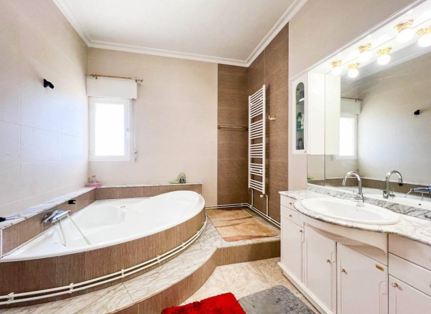 Wiederverkauf - Freistehend / Villa -
Ciudad Quesada - Rojales - Ciudad Quesada