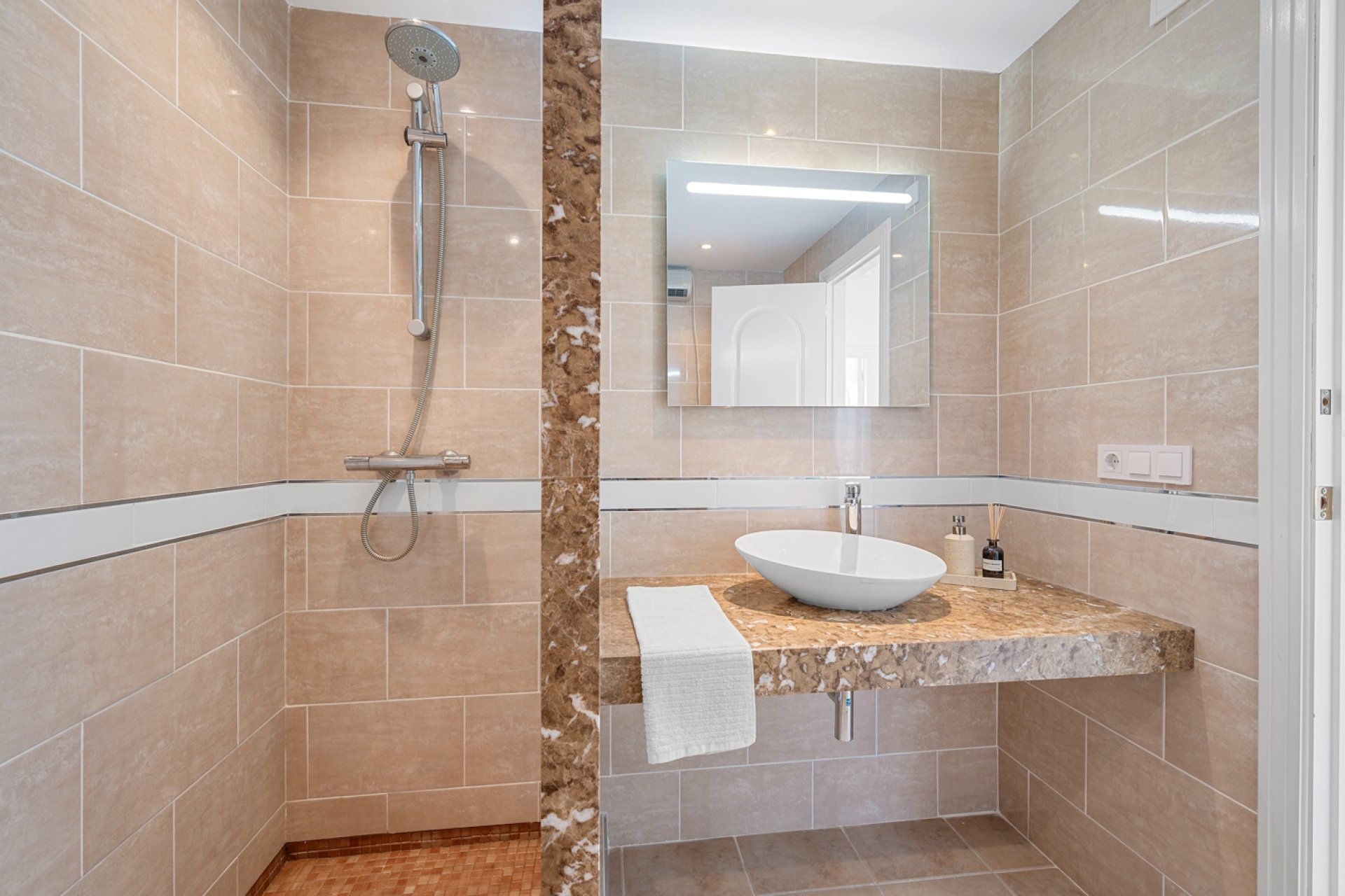 Wiederverkauf - Freistehend / Villa -
Ciudad Quesada - Rojales - Ciudad Quesada