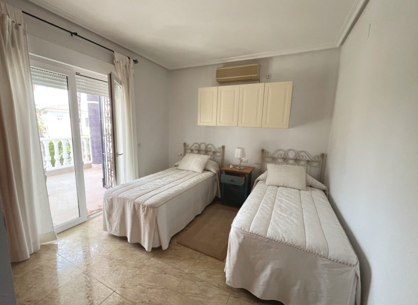 Wiederverkauf - Freistehend / Villa -
Ciudad Quesada - Rojales - Ciudad Quesada
