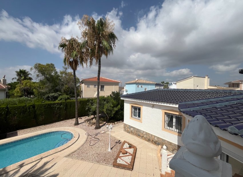 Wiederverkauf - Freistehend / Villa -
Ciudad Quesada - Rojales - Ciudad Quesada