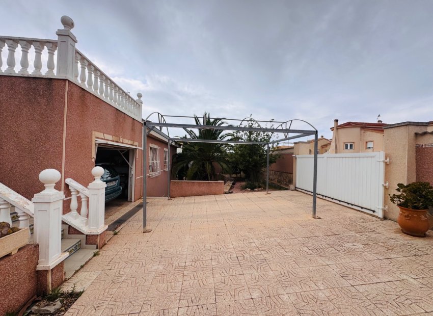 Wiederverkauf - Freistehend / Villa -
Ciudad Quesada - Rojales - Ciudad Quesada