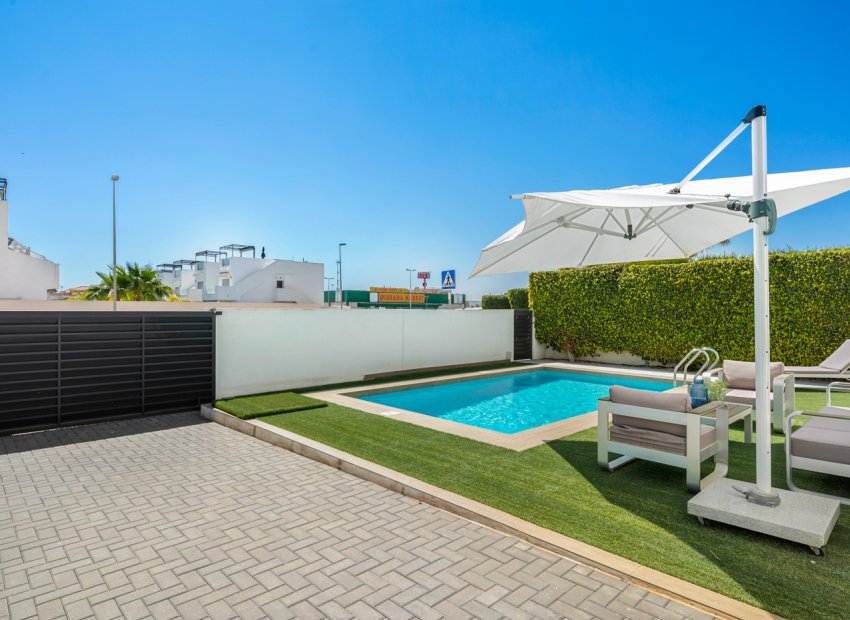 Wiederverkauf - Freistehend / Villa -
Ciudad Quesada - Rojales - Ciudad Quesada