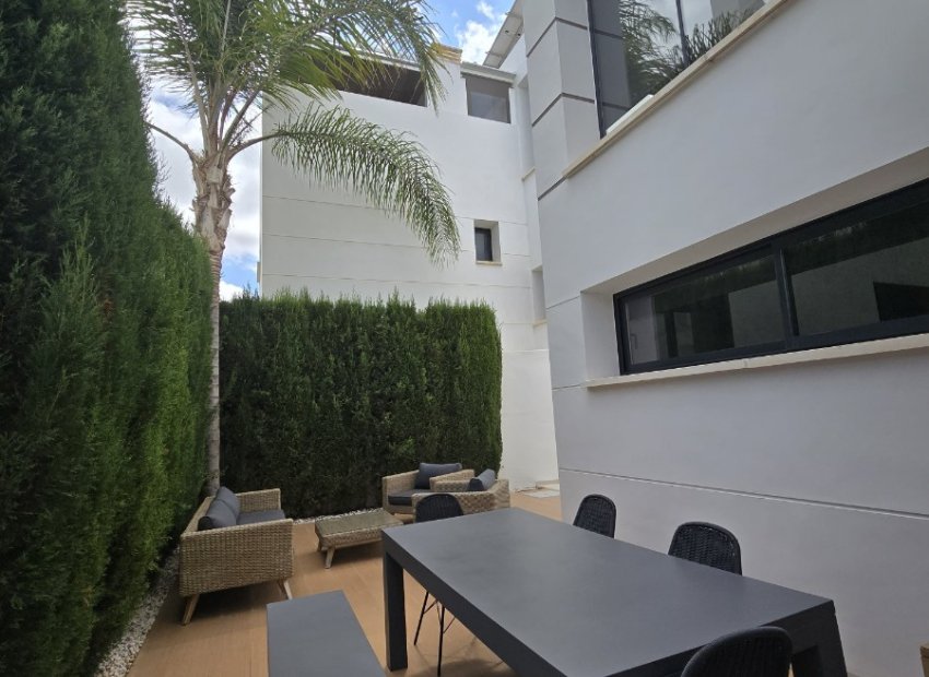Wiederverkauf - Freistehend / Villa -
Ciudad Quesada - Rojales - Ciudad Quesada