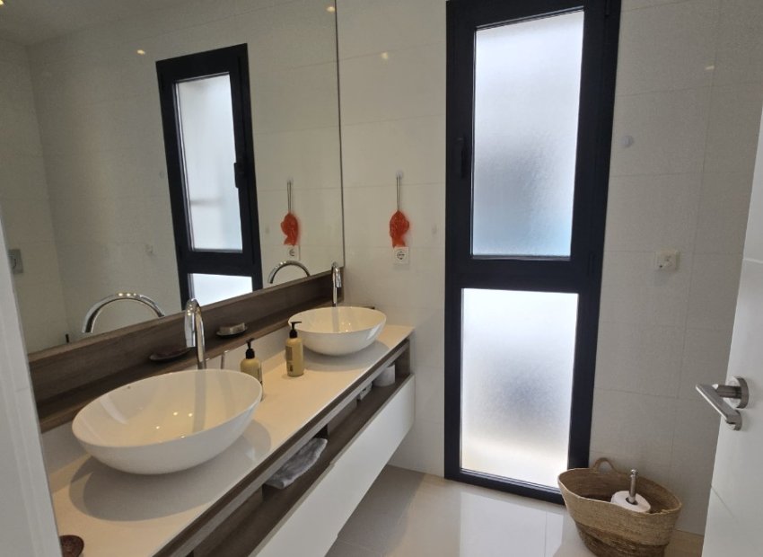 Wiederverkauf - Freistehend / Villa -
Ciudad Quesada - Rojales - Ciudad Quesada