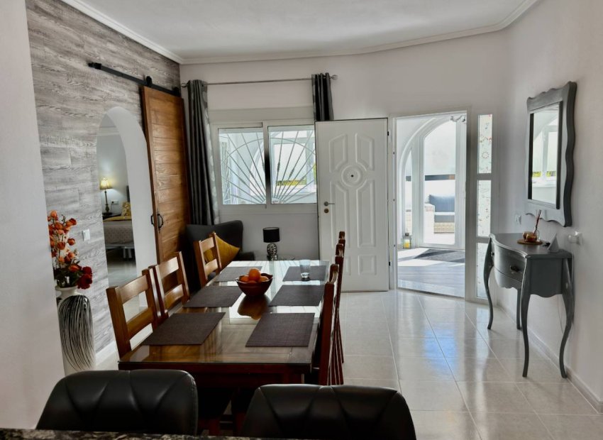 Wiederverkauf - Freistehend / Villa -
Ciudad Quesada - Rojales - Ciudad Quesada