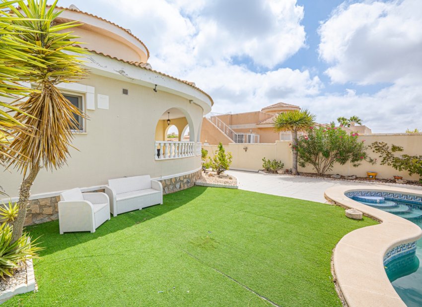 Wiederverkauf - Freistehend / Villa -
Ciudad Quesada - Rojales - Ciudad Quesada