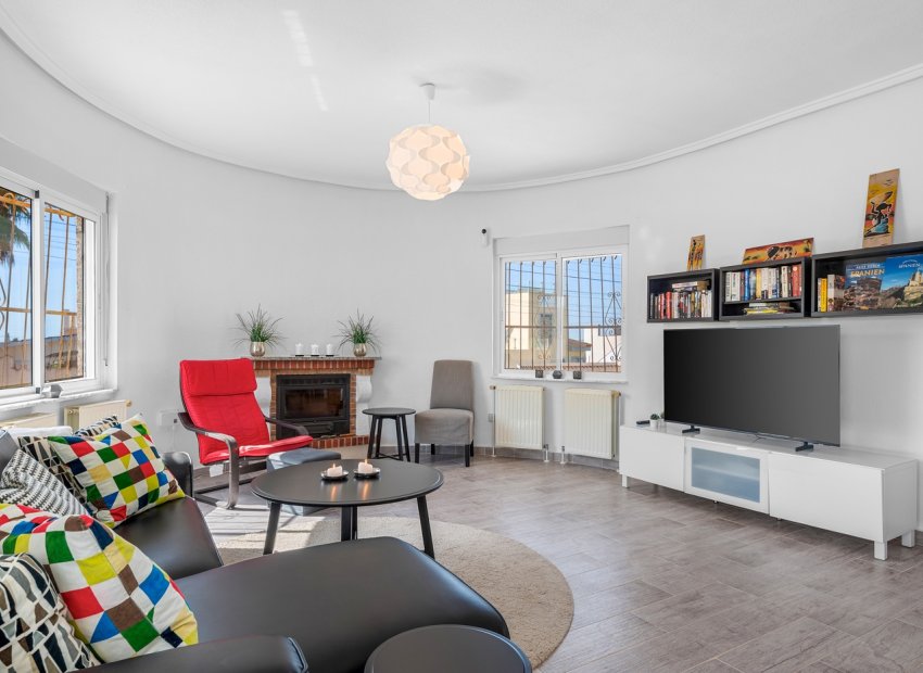 Wiederverkauf - Freistehend / Villa -
Ciudad Quesada - Rojales - Ciudad Quesada