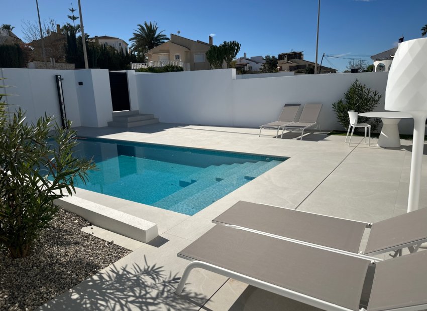 Wiederverkauf - Freistehend / Villa -
Ciudad Quesada - Rojales - Ciudad Quesada