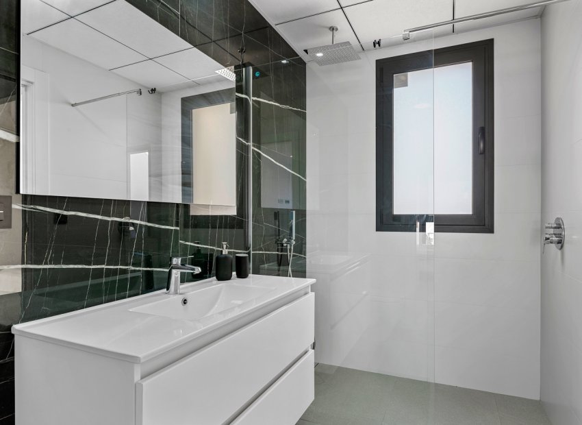 Wiederverkauf - Freistehend / Villa -
Ciudad Quesada - Rojales - Costa Blanca South