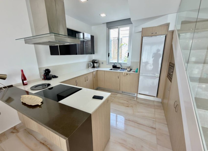 Wiederverkauf - Freistehend / Villa -
Ciudad Quesada - Rojales - Costa Blanca