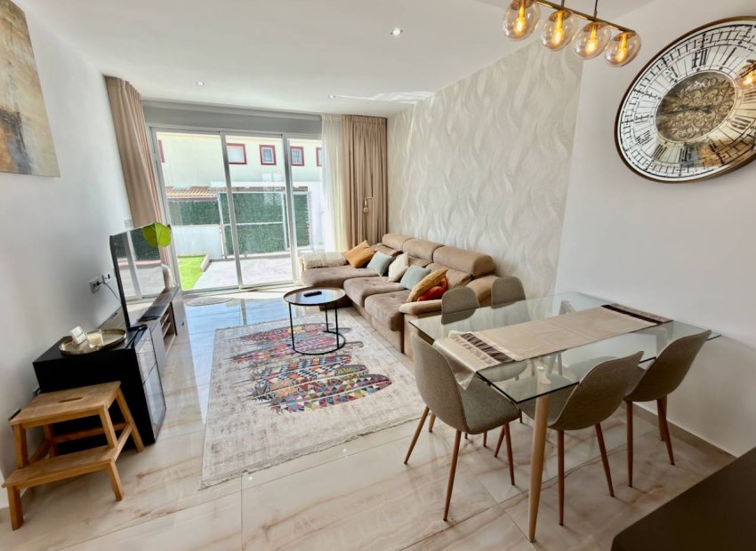 Wiederverkauf - Freistehend / Villa -
Ciudad Quesada - Rojales - Costa Blanca