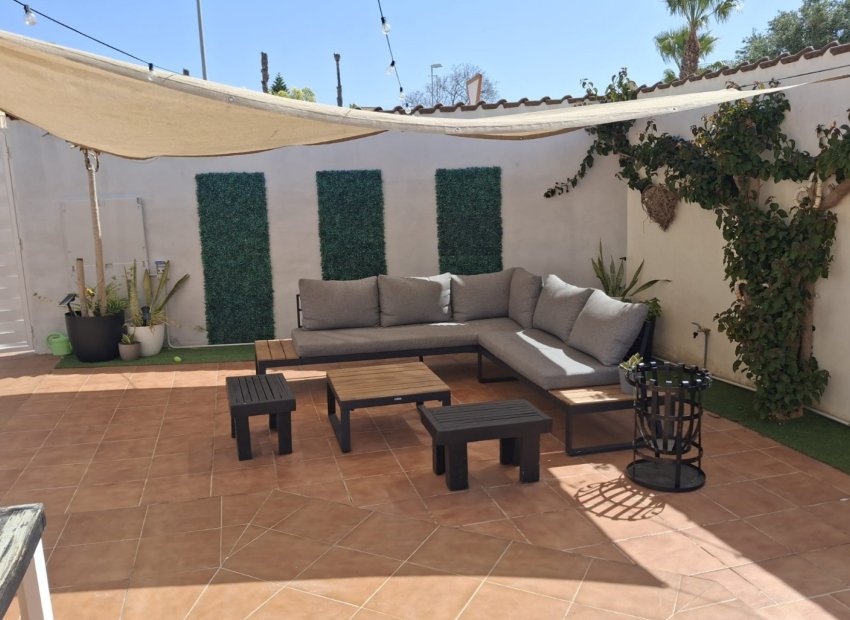 Wiederverkauf - Freistehend / Villa -
Ciudad Quesada - Rojales - Doña Pepa
