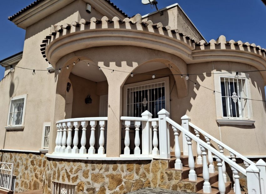 Wiederverkauf - Freistehend / Villa -
Ciudad Quesada - Rojales - Doña Pepa