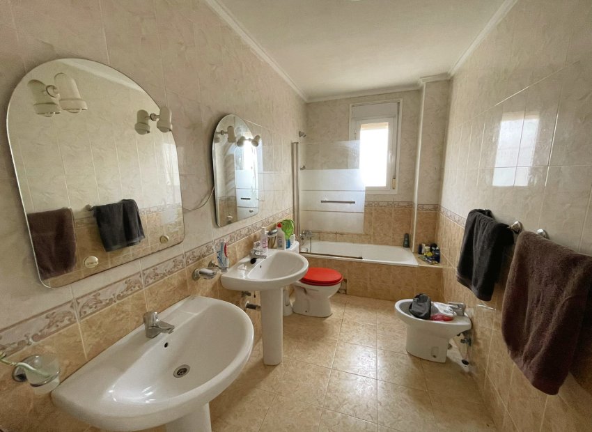Wiederverkauf - Freistehend / Villa -
Ciudad Quesada - Rojales - La Marquesa Golf