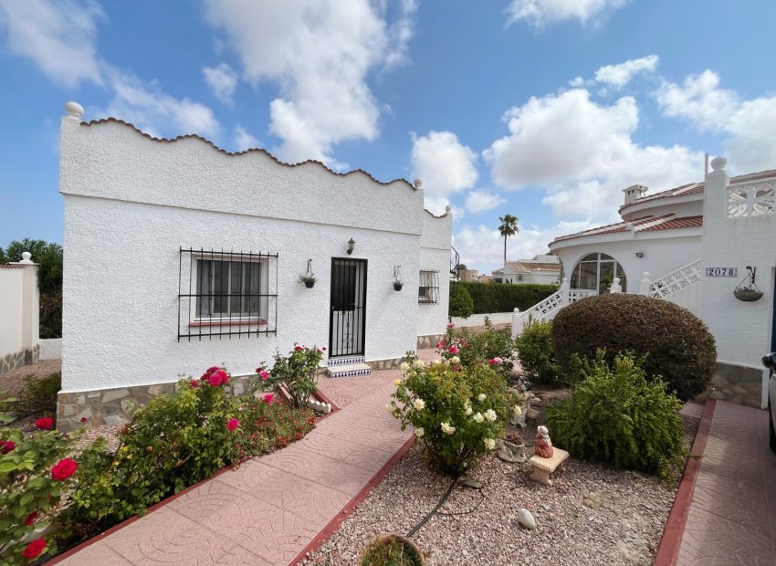Wiederverkauf - Freistehend / Villa -
Ciudad Quesada - Rojales - La Marquesa Golf