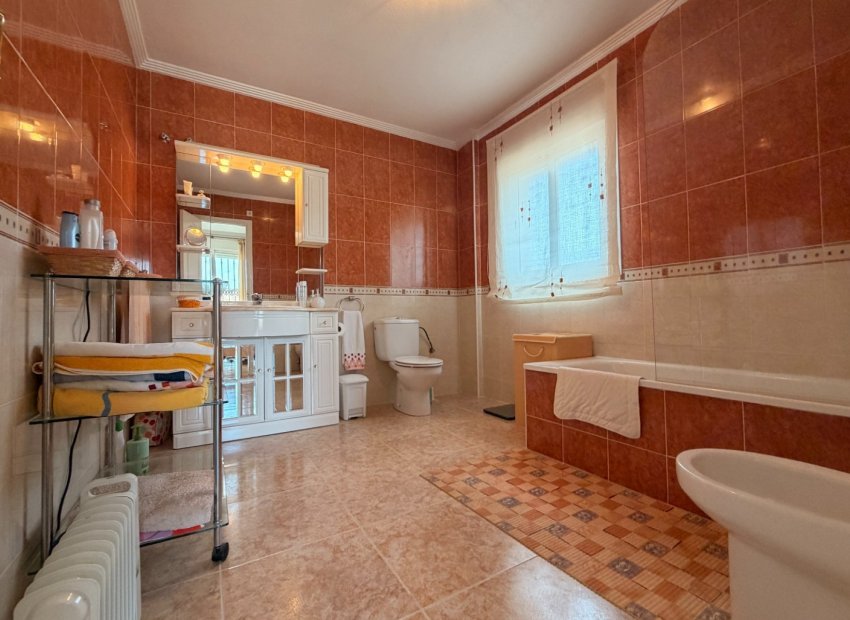 Wiederverkauf - Freistehend / Villa -
Ciudad Quesada - Rojales - La Marquesa Golf