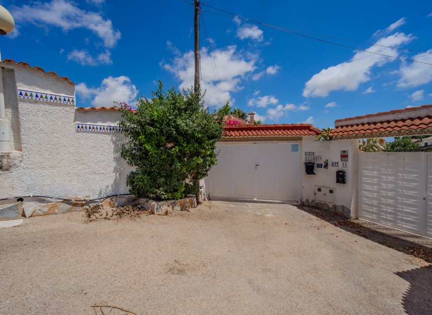 Wiederverkauf - Freistehend / Villa -
Ciudad Quesada - Rojales - La Marquesa Golf
