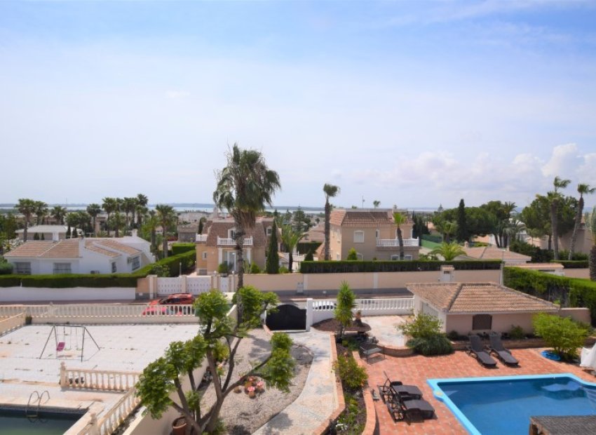 Wiederverkauf - Freistehend / Villa -
Ciudad Quesada - Rojales - Pueblo Bravo