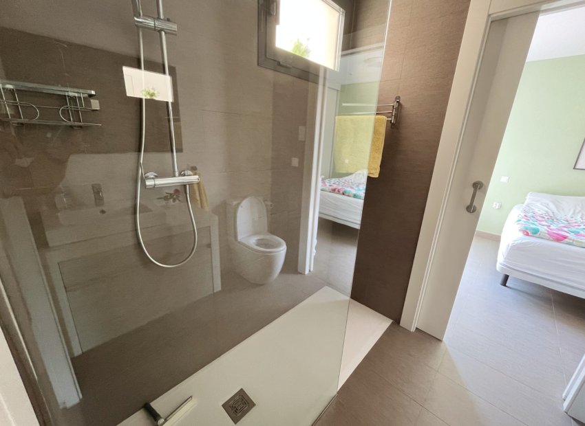 Wiederverkauf - Freistehend / Villa -
Ciudad Quesada - Rojales - Pueblo Bravo