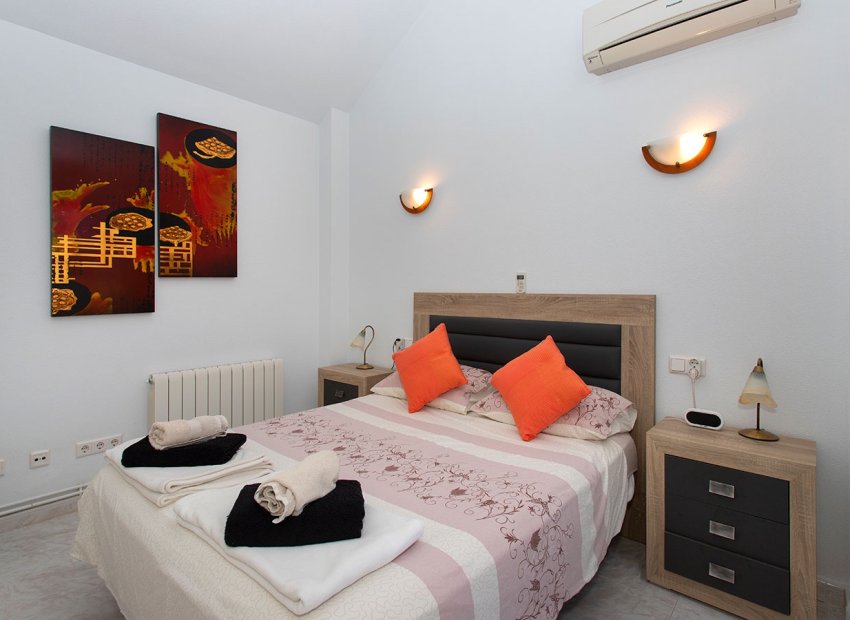 Wiederverkauf - Freistehend / Villa -
Ciudad Quesada - Rojales - Pueblo
