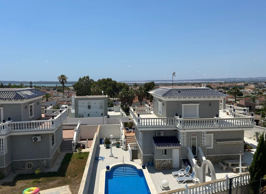 Wiederverkauf - Freistehend / Villa -
Ciudad Quesada - Rojales - Rojales