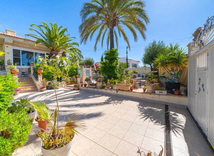 Wiederverkauf - Freistehend / Villa -
Ciudad Quesada - Rojales - Rojales