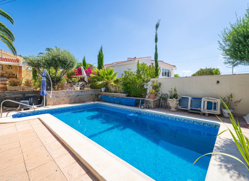 Wiederverkauf - Freistehend / Villa -
Ciudad Quesada - Rojales - Rojales