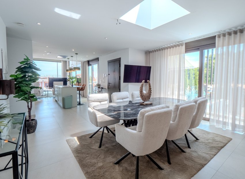 Wiederverkauf - Freistehend / Villa -
Ciudad Quesada - Rojales - Rojales