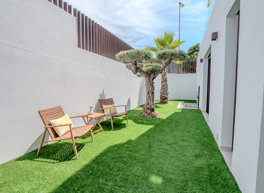 Wiederverkauf - Freistehend / Villa -
Ciudad Quesada - Rojales - Rojales